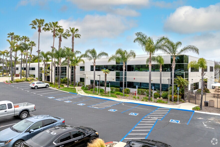 More Photos Of 9707 Waples St, San Diego Office For Lease