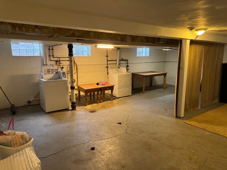 More Photos Of 3541 Laketon Rd, Pittsburgh Apartments For Sale