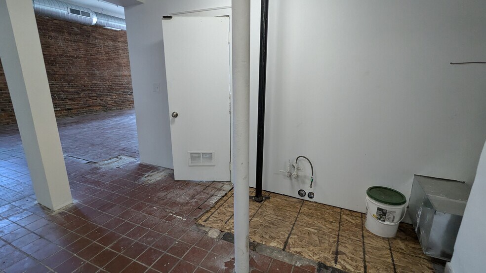 More Photos Of 47, 53-55 Congress Street, Troy General Retail For Sale