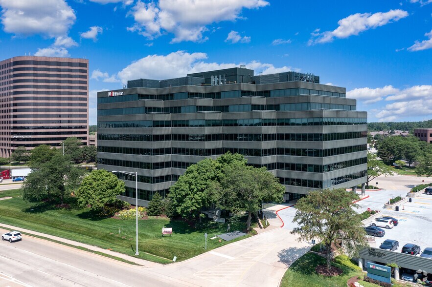 Primary Photo Of 18W100 W 22nd St, Oakbrook Terrace Office For Lease