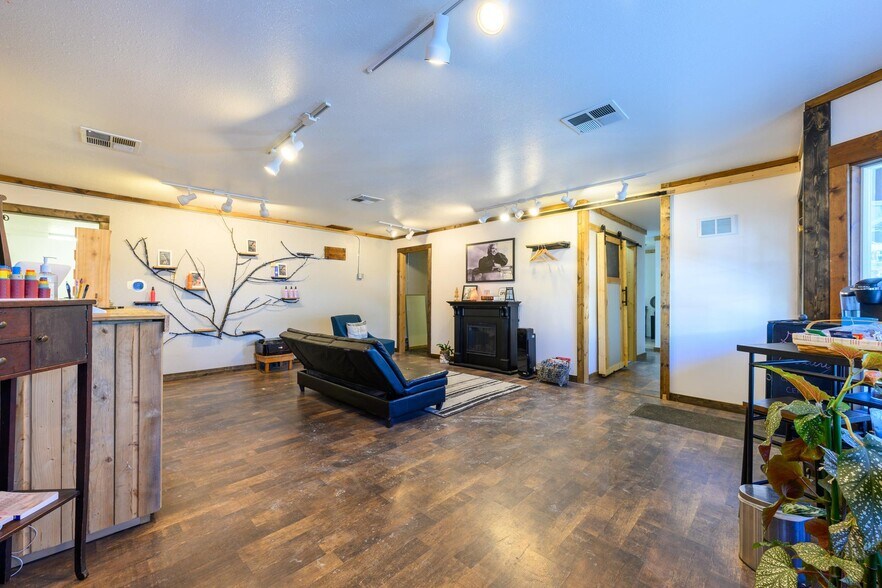 More Photos Of 312 Dewey Ave, Eureka Storefront Retail Office For Sale