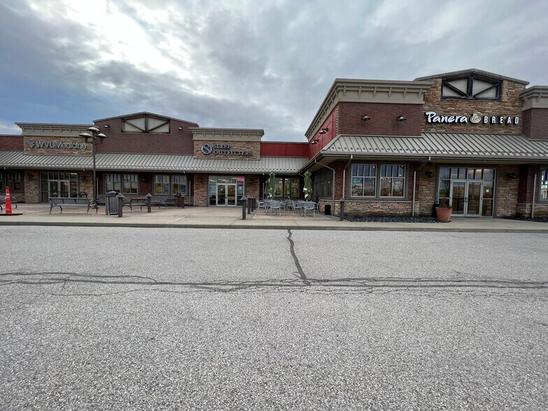 More Photos Of 520-574 Cabela Dr, Triadelphia Unknown For Lease