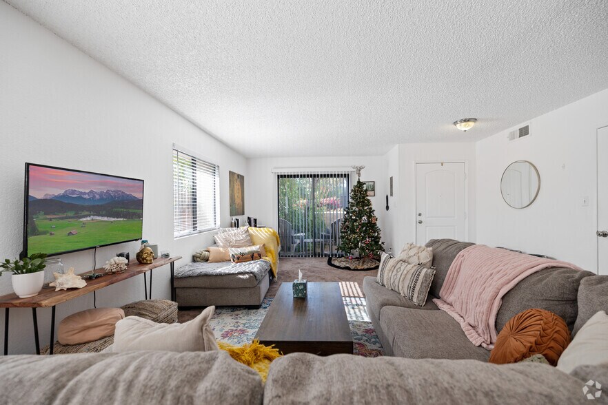 More Photos Of 73625-73665 Fred Waring Dr, Palm Desert Apartments For Sale