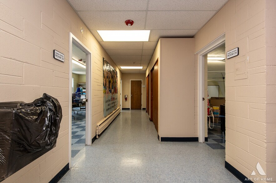 More Photos Of 9411 S 51st Ave, Oak Lawn Religious Facility For Sale