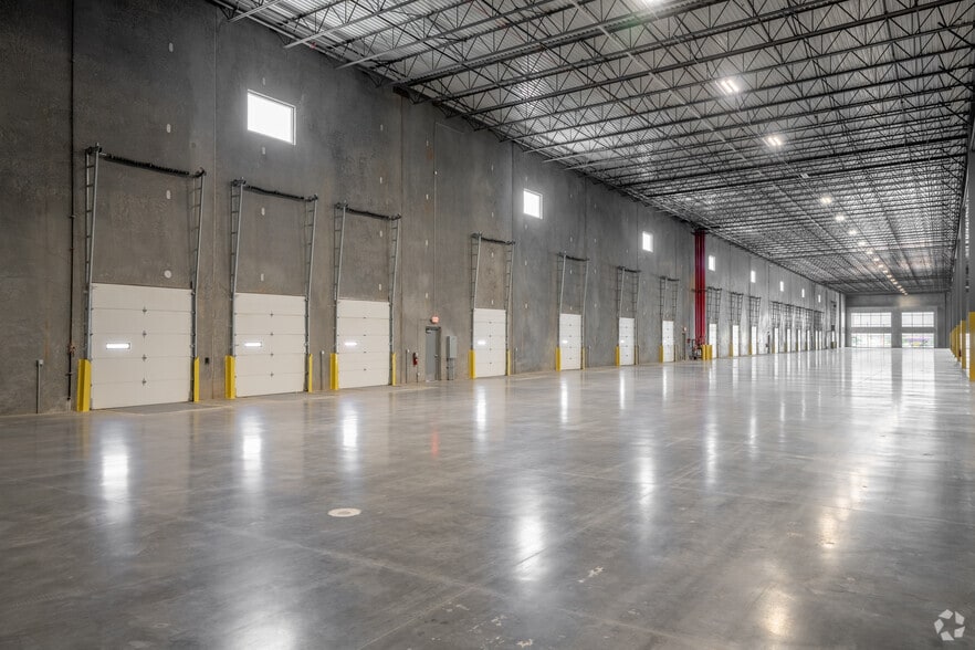 More Photos Of Gateway Blvd W, El Paso Unknown For Lease