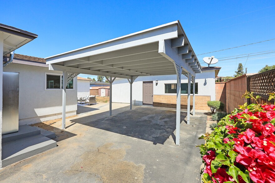 More Photos Of 1227 E Grovecenter St, West Covina Specialty For Sale