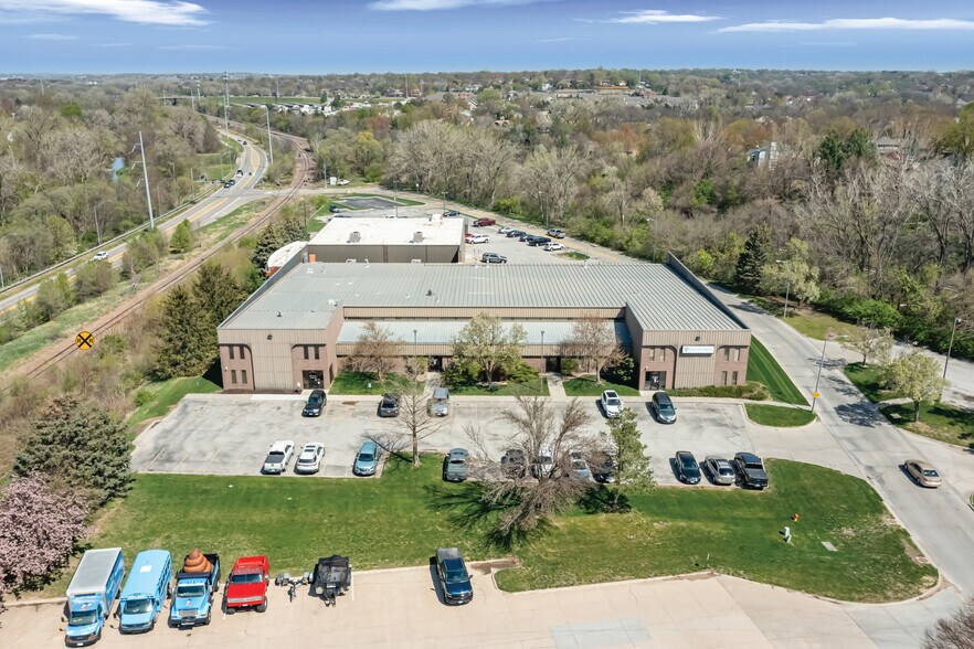 Primary Photo Of 2020 S 156th Cir, Omaha Warehouse For Sale