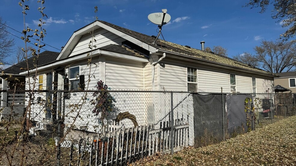Primary Photo Of 187 Goulding St, East Alton Apartments For Sale