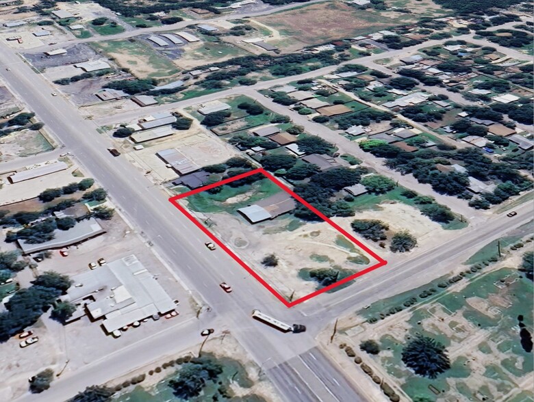 Primary Photo Of 1293 W Main St, Uvalde Land For Lease