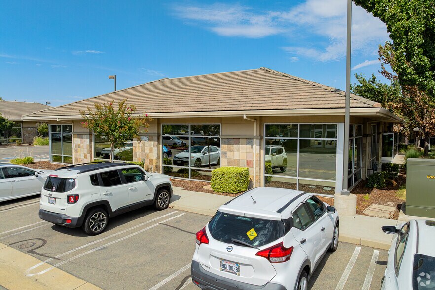 More Photos Of 1406 Blue Oaks Blvd, Roseville Medical For Lease