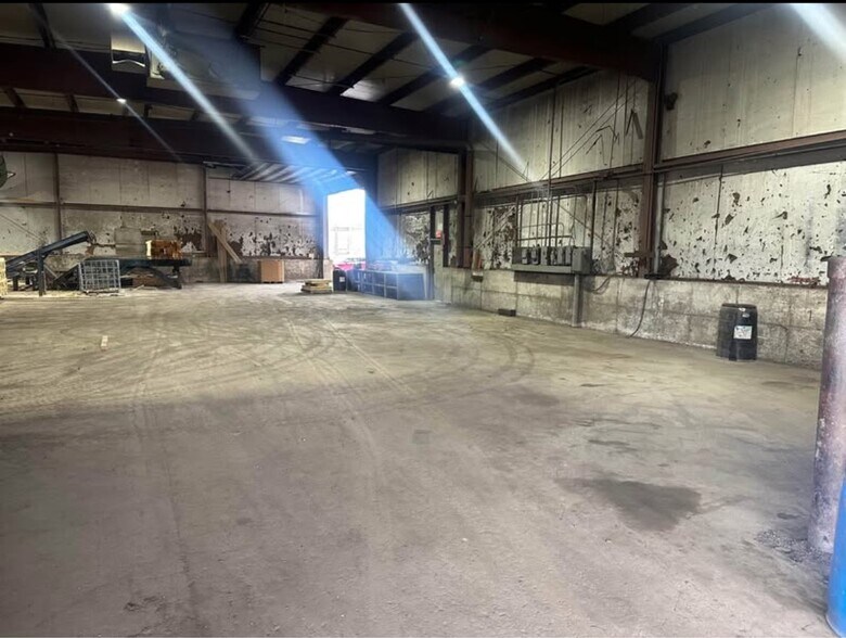 More Photos Of 280 PA-106, Simpson Manufacturing For Sale