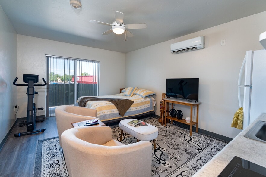 More Photos Of 104 White Ave, Grand Junction Apartments For Sale