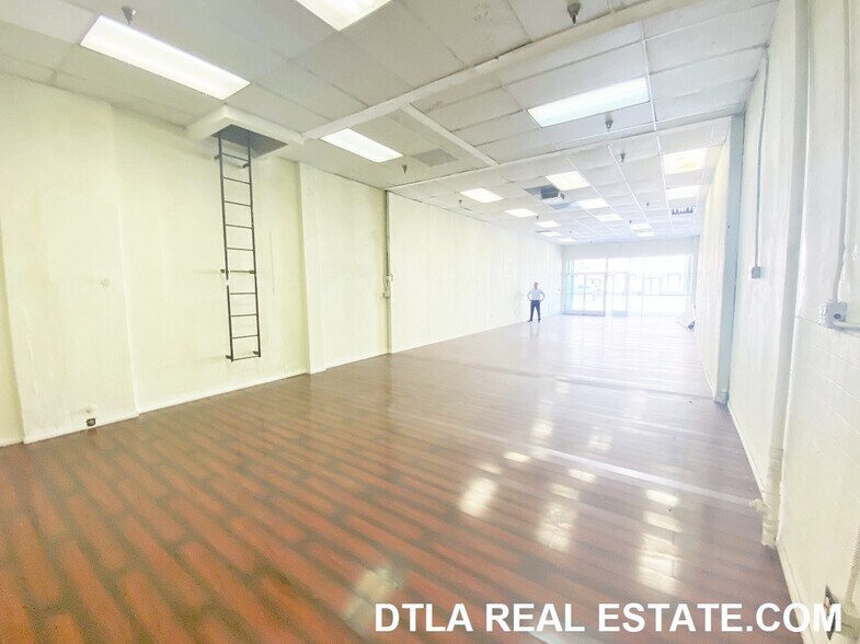 More Photos Of 248-260 S Broadway, Los Angeles General Retail For Sale