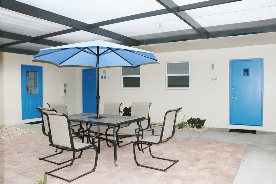 More Photos Of 860 NW River Shores Blvd, Stuart Apartments For Sale