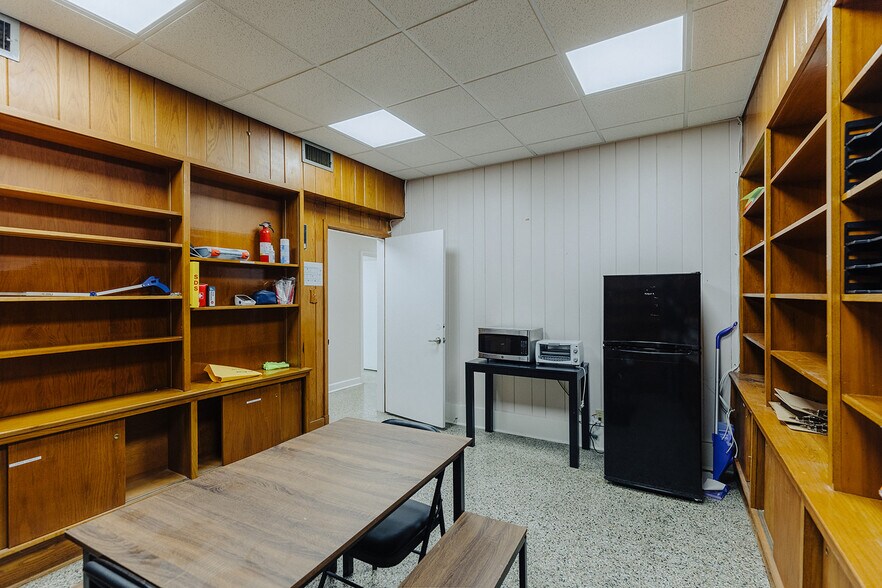 More Photos Of 661 Madison Ave, Memphis Medical For Sale