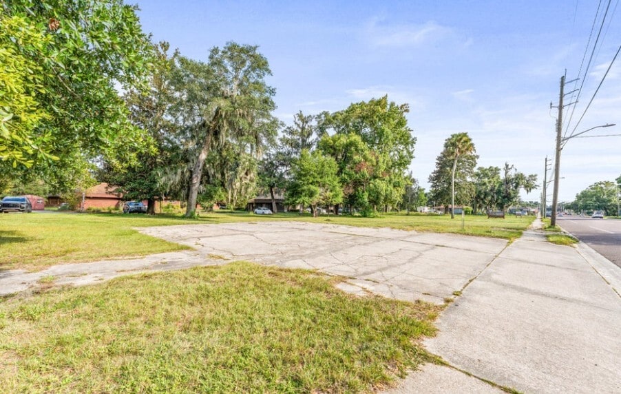 More Photos Of 949 Cesery Blvd, Jacksonville Land For Sale