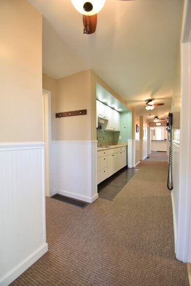 More Photos Of 281 Main St, Greenville Office For Sale