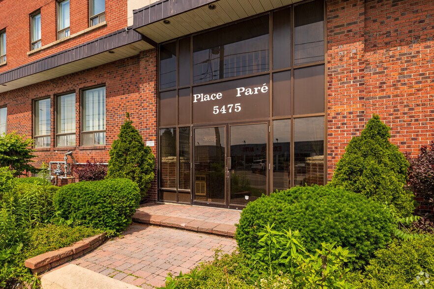 More Photos Of 5475 Rue Paré, Mont-Royal Office For Lease