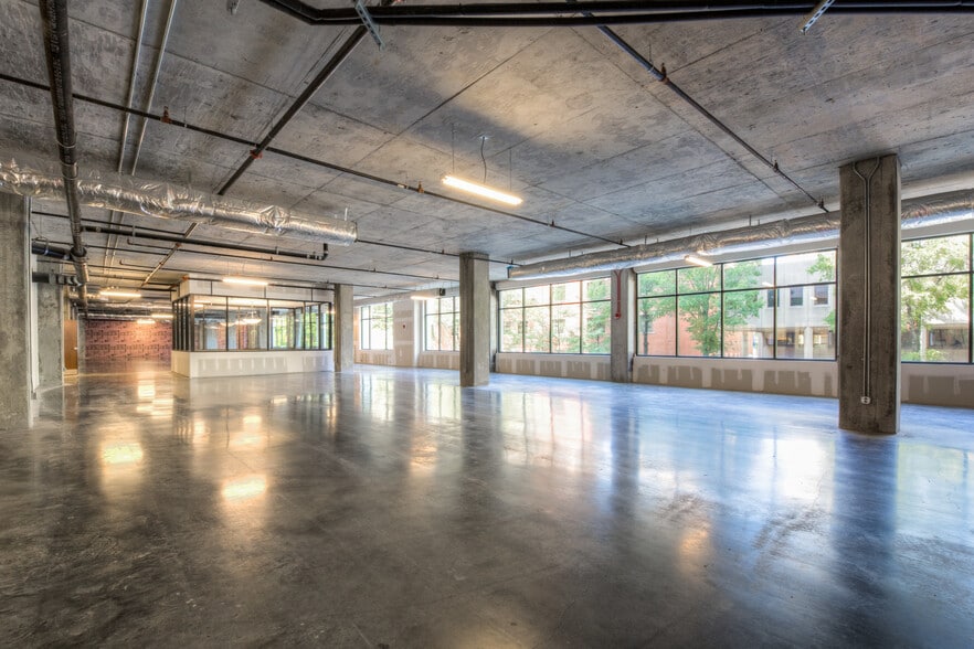Primary Photo Of 728 Market St, Chattanooga Apartments For Lease