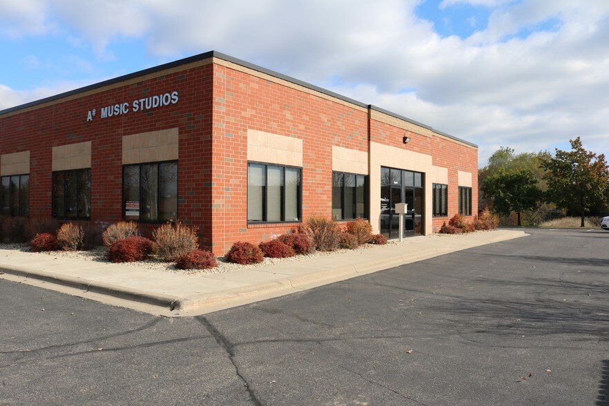 More Photos Of 8811 92nd St S, Cottage Grove Office For Lease