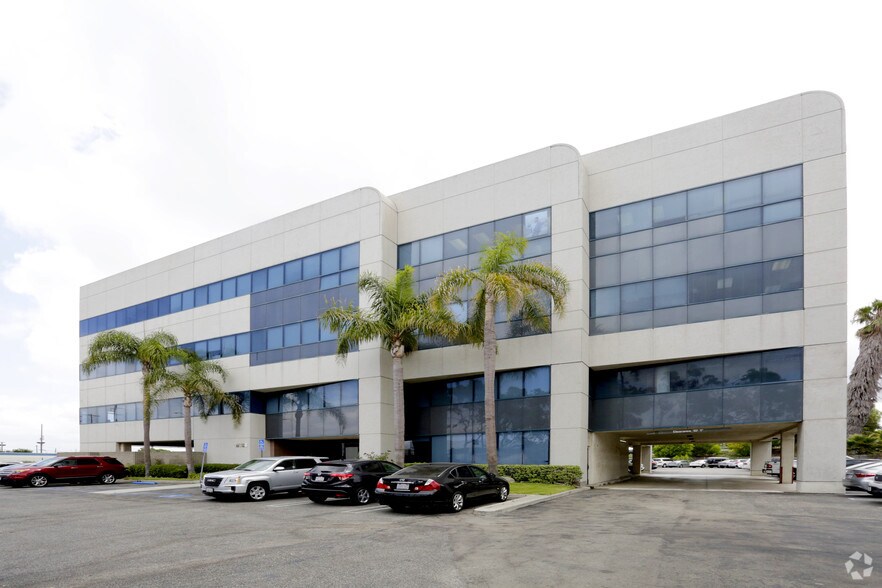 More Photos Of 18726 S Western Ave, Gardena Office For Lease