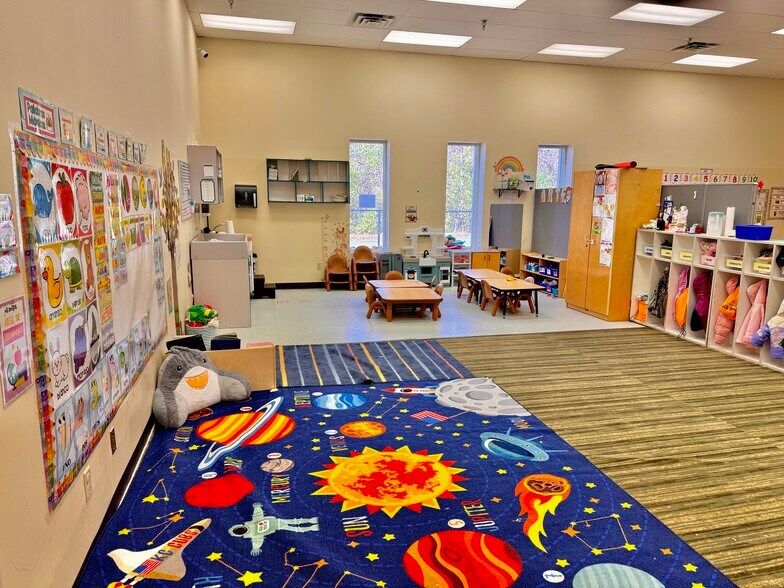 More Photos Of 110650 Village Rd, Chaska General Retail For Sale