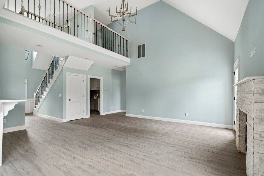 More Photos Of 1600 3rd Loop Rd, Florence Multifamily For Sale