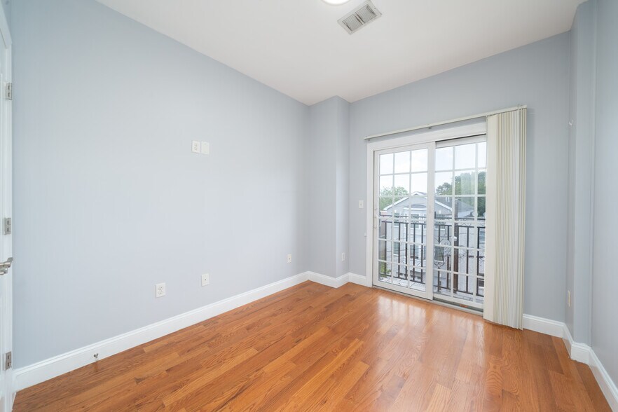 More Photos Of 187 Zabriskie St, Jersey City Apartments For Sale