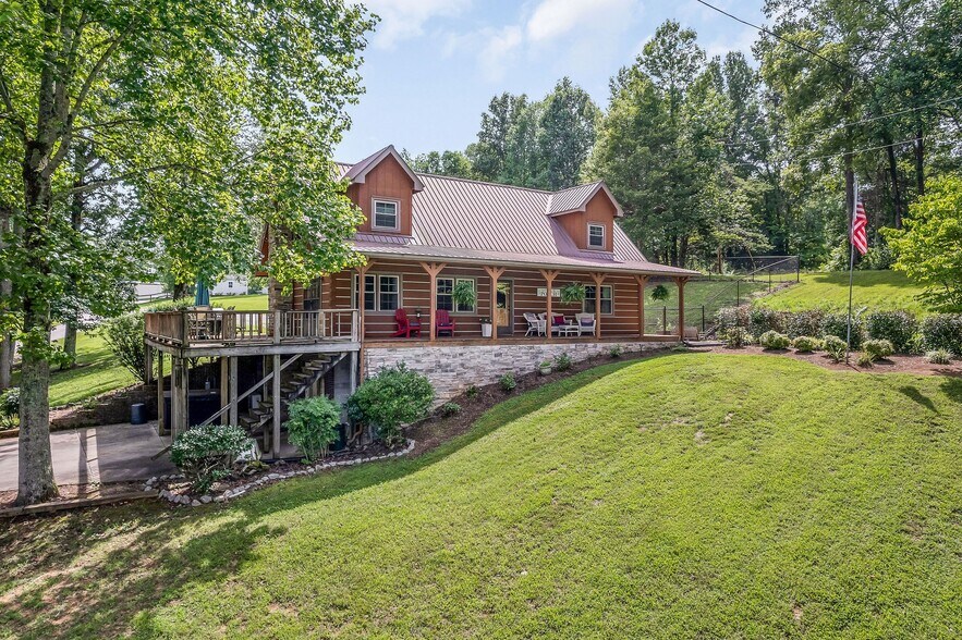 More Photos Of 1967 Rock Island Rd, Rock Island Marina For Sale