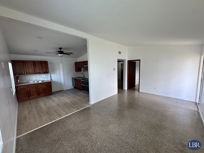 More Photos Of 1809 Highland Ave, Melbourne Multifamily For Sale