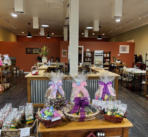 More Photos Of 748-760 Pollasky Ave, Clovis Storefront For Lease