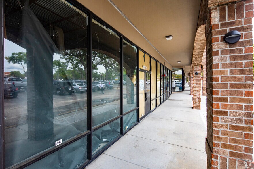 More Photos Of 11401 N 56th St, Tampa Unknown For Lease
