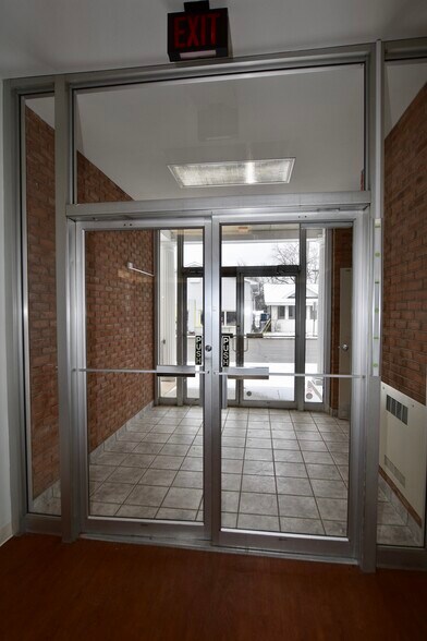 More Photos Of 770 E Mount Morris St, Mount Morris Bank For Lease