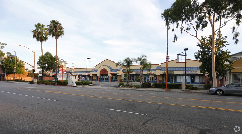 More Photos Of 613-631 E Colorado St, Glendale Unknown For Lease