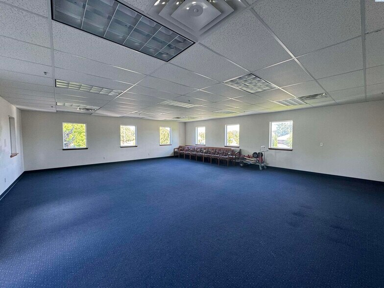 More Photos Of 303 Bradley Blvd, Richland Medical For Lease