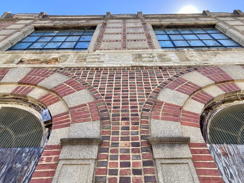 More Photos Of 1001 S Elm St, Greensboro Manufacturing For Sale