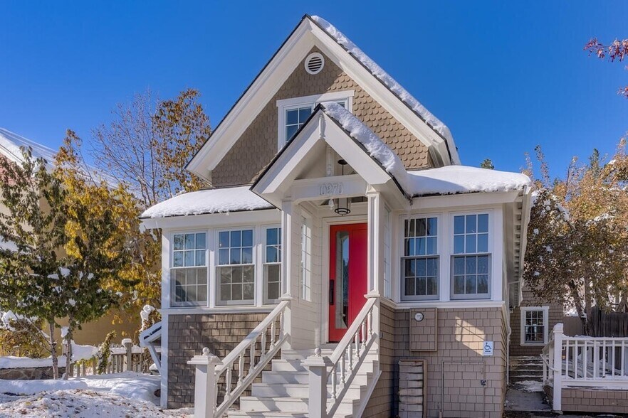 More Photos Of 10270 Donner Pass Rd, Truckee Office For Sale