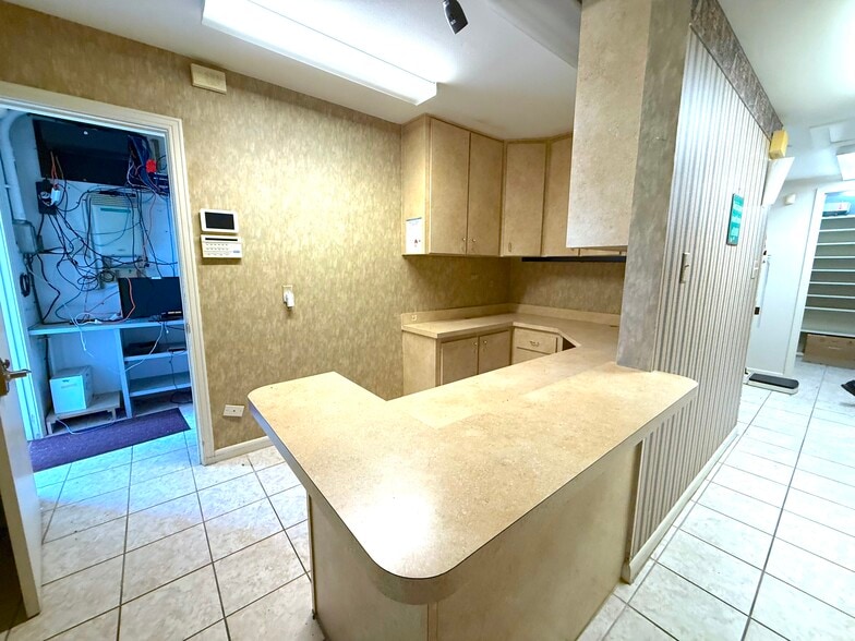 More Photos Of 1109 Bryn Mawr Ave, Lake Wales Medical For Sale