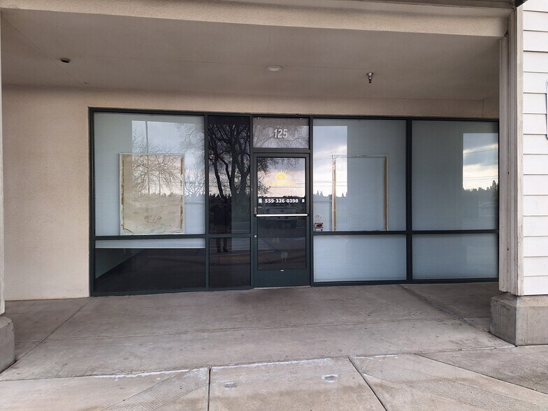 More Photos Of 275 N Clovis Ave, Clovis Unknown For Lease