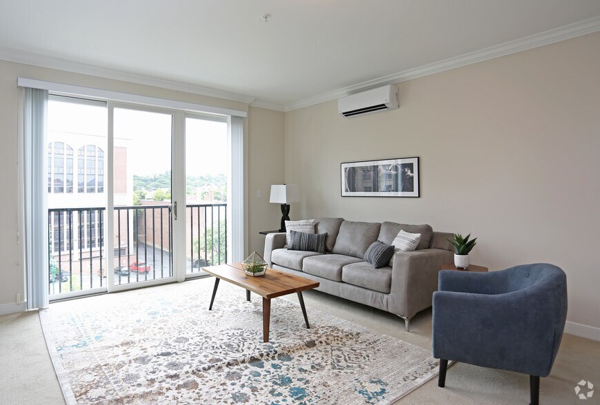 More Photos Of 240 State St, Schenectady Apartments For Lease