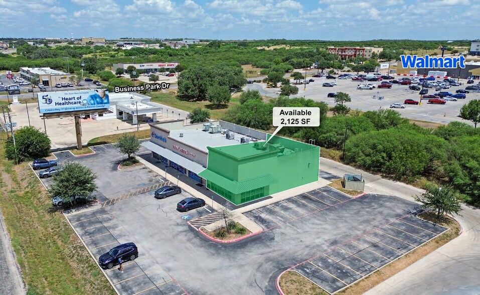 More Photos Of 119 Business Park Dr, Kenedy Freestanding For Lease