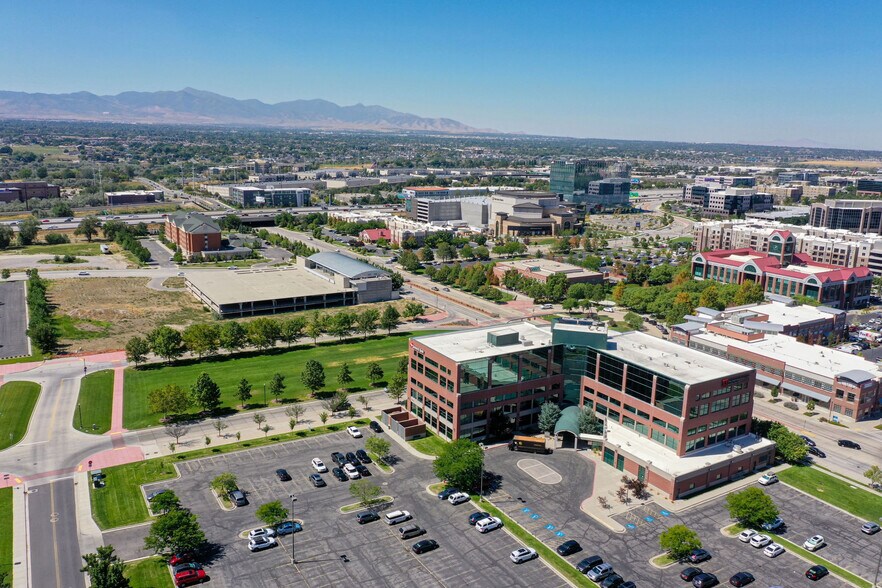 More Photos Of 10011 S Centennial Pky, Sandy Medical For Lease