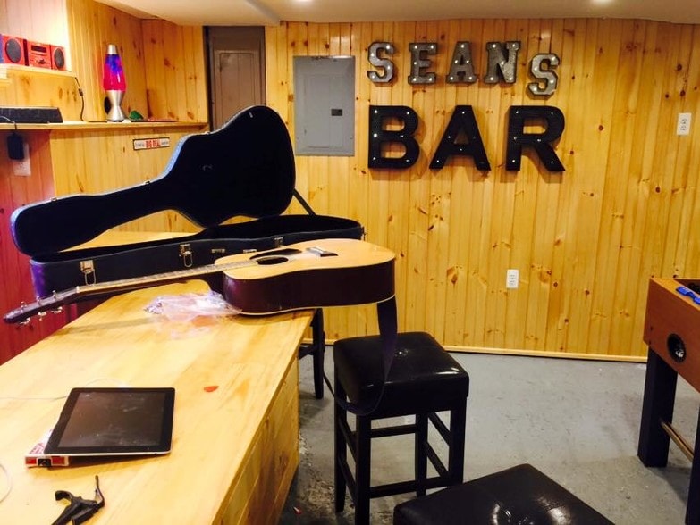 More Photos Of 1019 Berryville Ave, Winchester Storefront Retail Residential For Sale