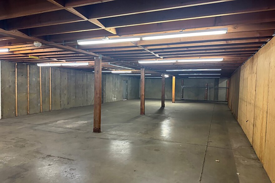 More Photos Of 740 E Hazelton Ave, Stockton Industrial For Sale
