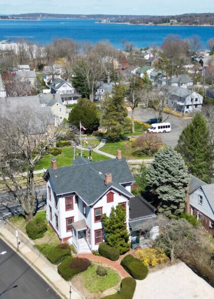 More Photos Of 70 E Main St, Oyster Bay Office Residential For Lease