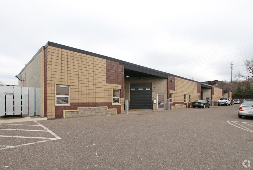 Primary Photo Of 6410-6460 W Oxford St, Saint Louis Park Warehouse For Lease