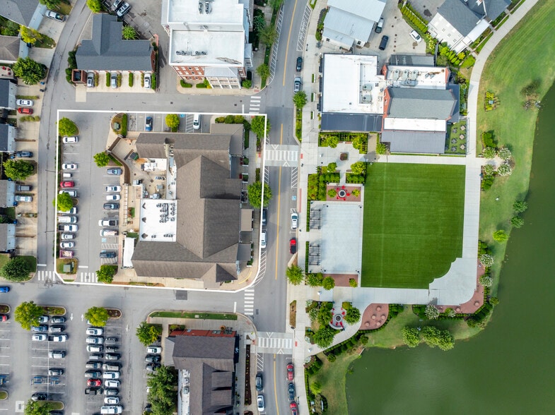 More Photos Of 158 Front St, Franklin Apartments For Sale