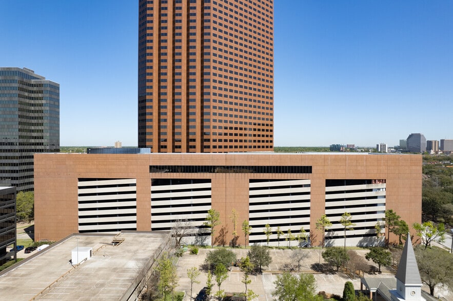 More Photos Of 5555 San Felipe St, Houston Office For Lease