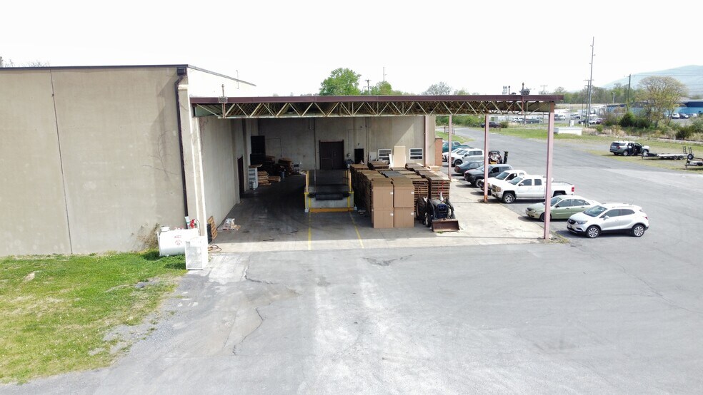 More Photos Of 1133 Wissler Rd, Mount Jackson Warehouse For Lease