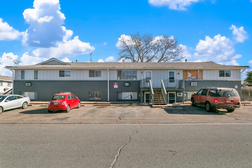 More Photos Of 180 S 20th Ave, Brighton Apartments For Sale